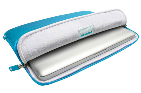 How do you get fingerprints off a laptop case?