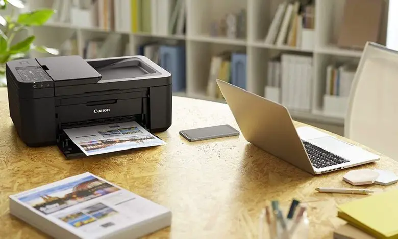 Why is my laptop only printing in black and white?